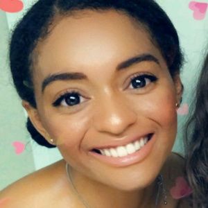 Meet your Posher, Jasmine